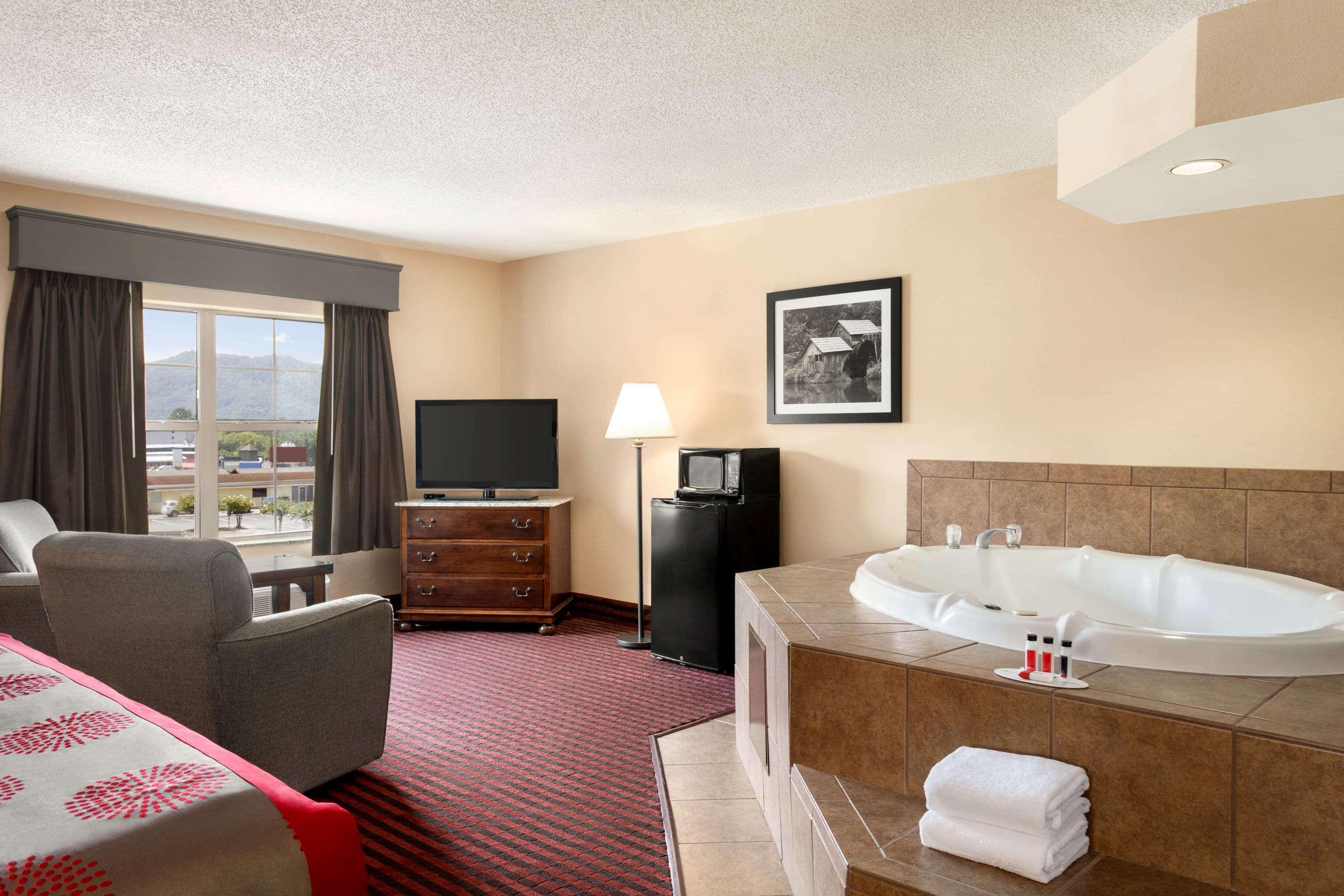 Ramada By Wyndham Pigeon Forge North Hotel Eksteriør billede