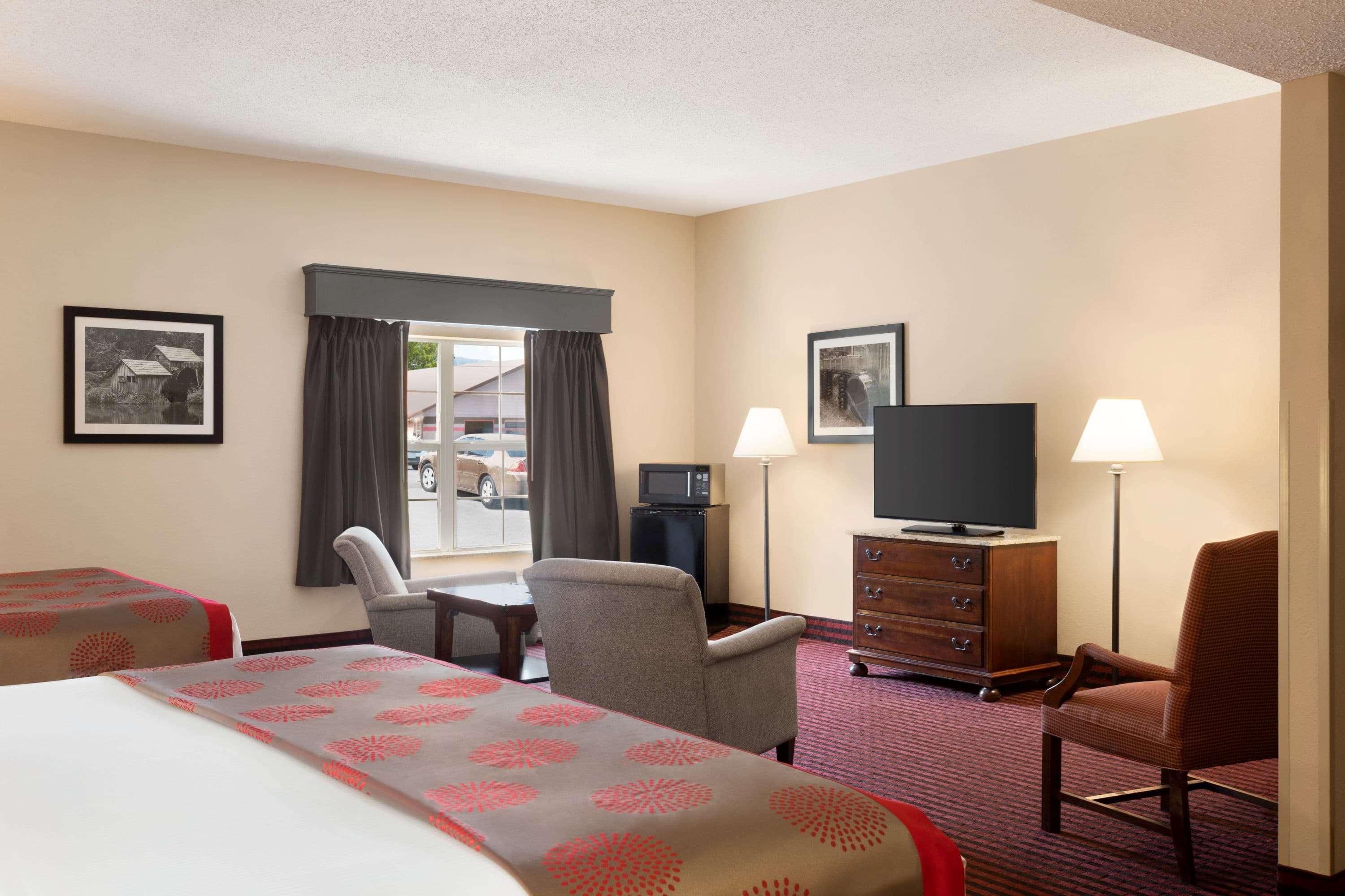 Ramada By Wyndham Pigeon Forge North Hotel Eksteriør billede