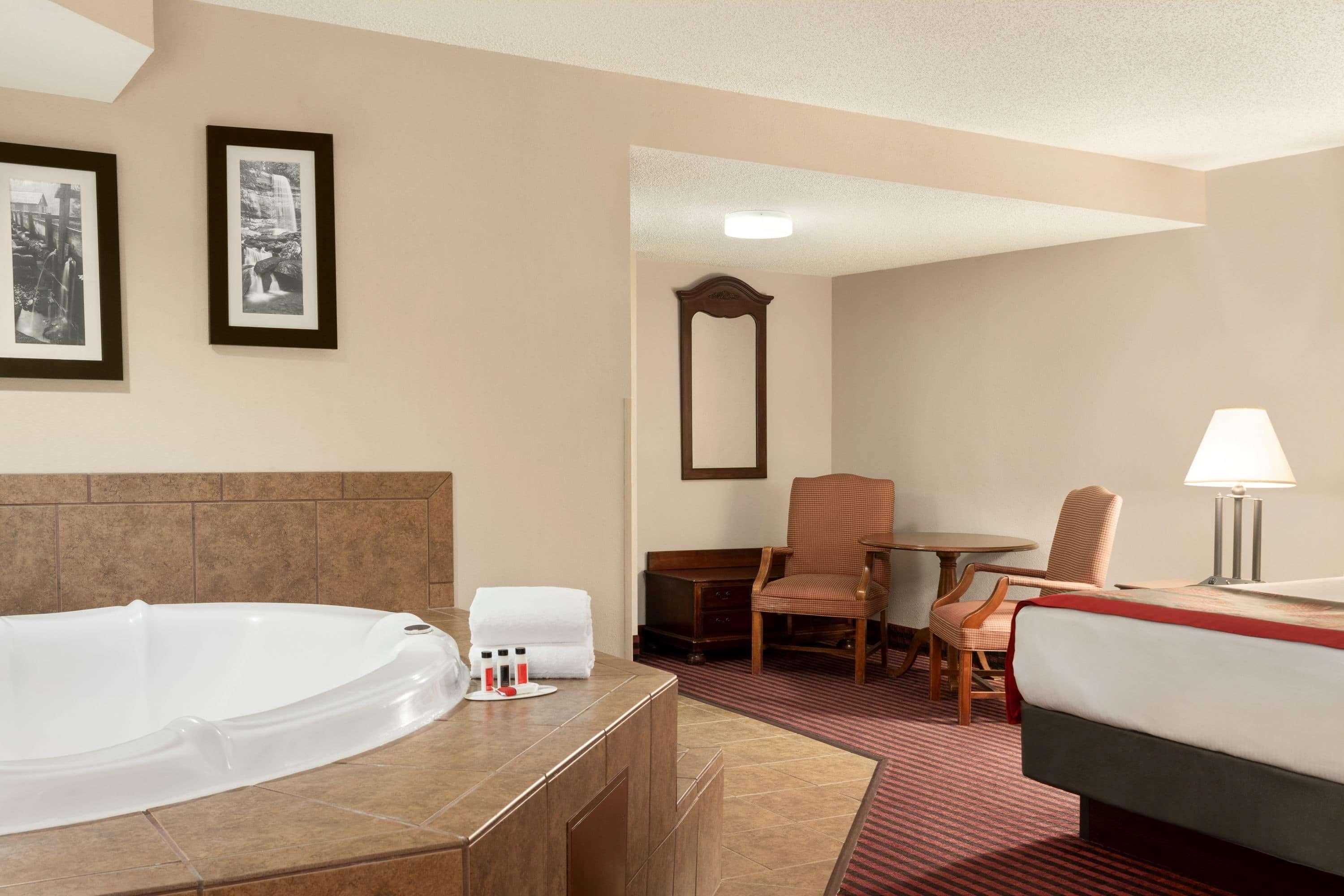 Ramada By Wyndham Pigeon Forge North Hotel Eksteriør billede